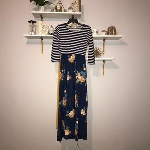 •Pretty maxi dress•